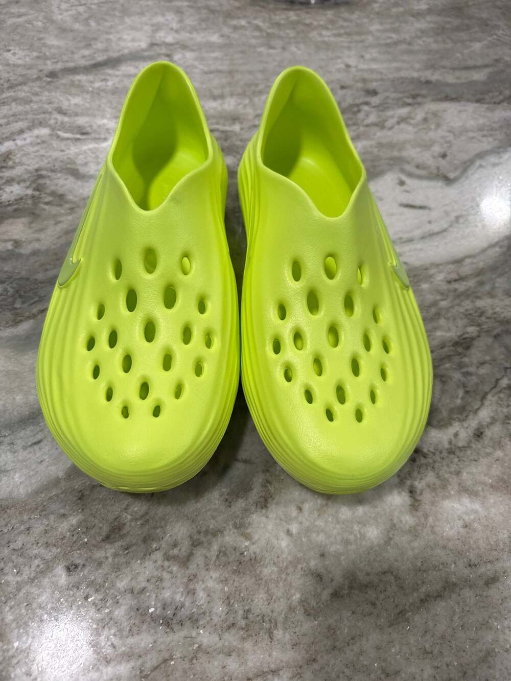 Men’s Nike ReactX Rejuven8 Volt Size 11